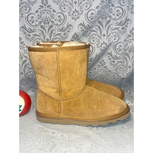 Tan Shearling winter Boots Sz 6 - Like New - Picture 2 of 5